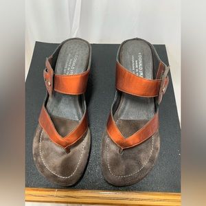 Donald J. Pliner Galina Copper Shimmer Leather Wedge. Sz 7 1/2.GUC